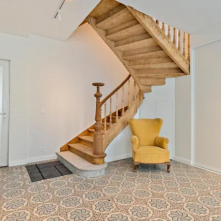 Holiday home Maison Perron