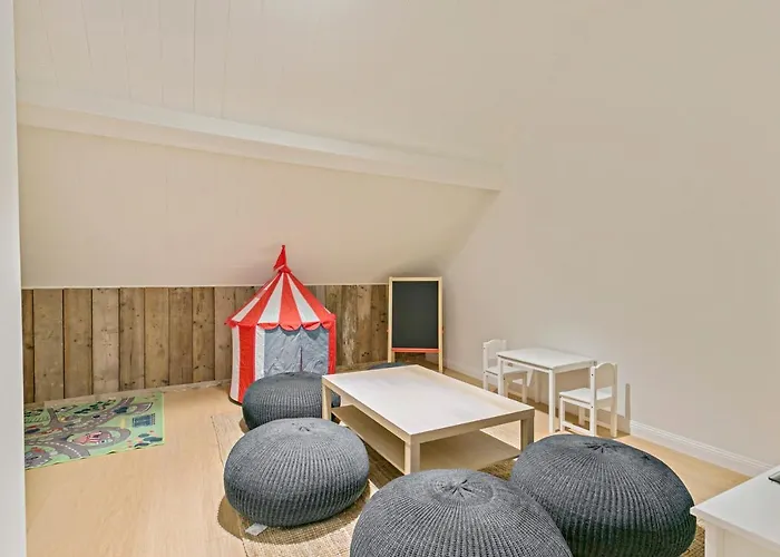 Holiday home Maison Perron